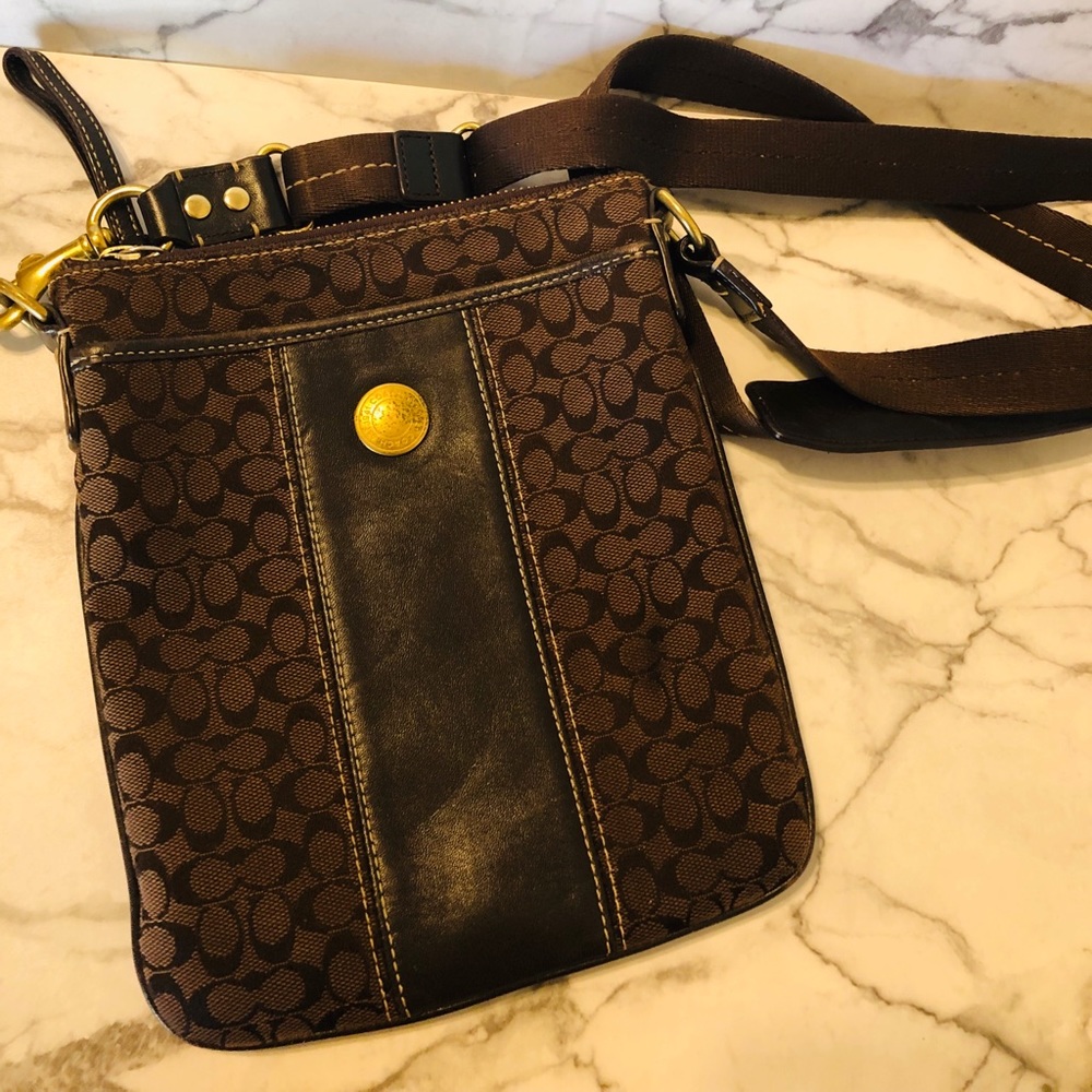 Coach Cross bag.